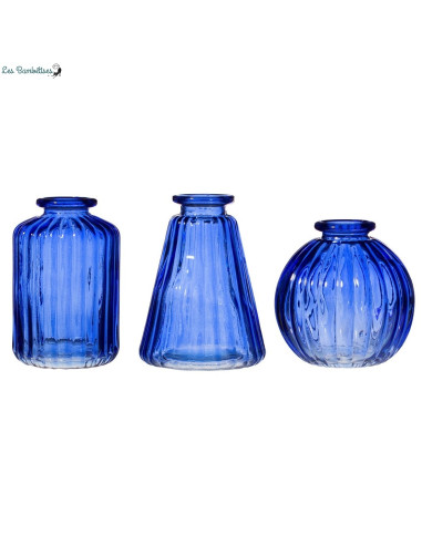Petit Vase en Verre Ciselé Bleu Clair - Les Bambetises