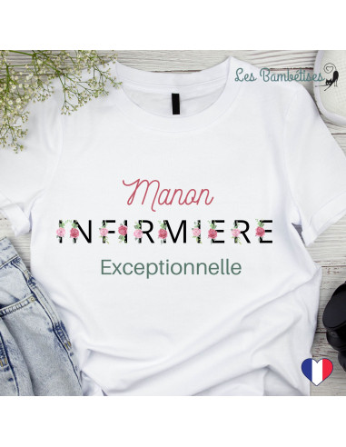 t-shirt-infirmiere-personnalise-lettres-fleuries-cadeau-infirmiere-personnalisé